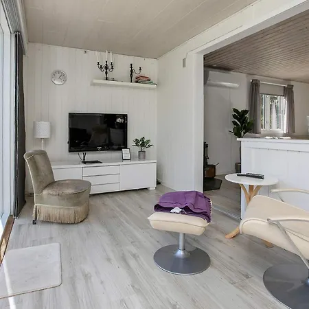 Hébergement de vacances 6 Person In Vaeggerlose Bøtø By