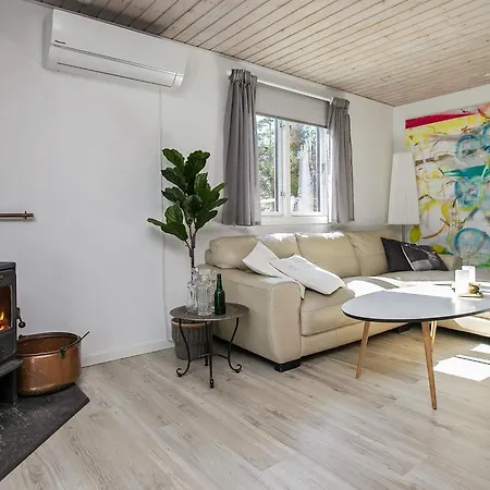 6 Person In Vaeggerlose *