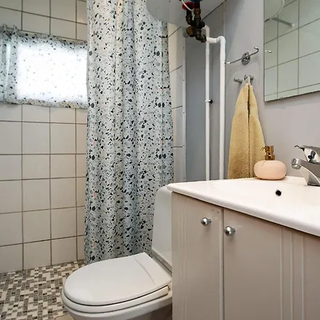 6 Person In Vaeggerlose Bøtø By